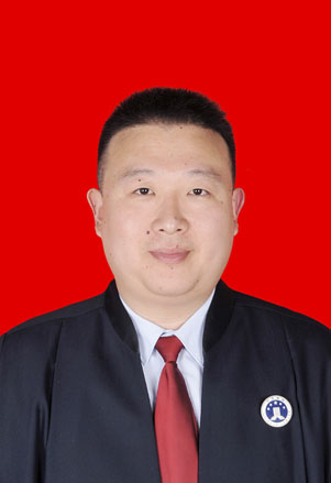 李坤律师